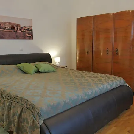 וילה Ida פולה